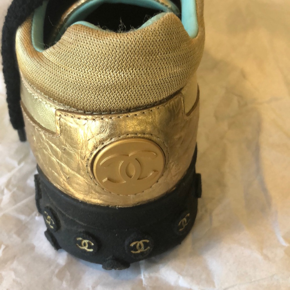 Chanel gold sneakers - Picture 7 of 11